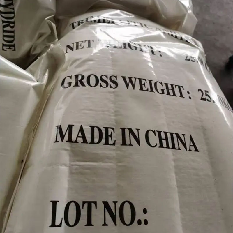 Почему органические химикаты имеют решающее значение в современных отраслях промышленности?